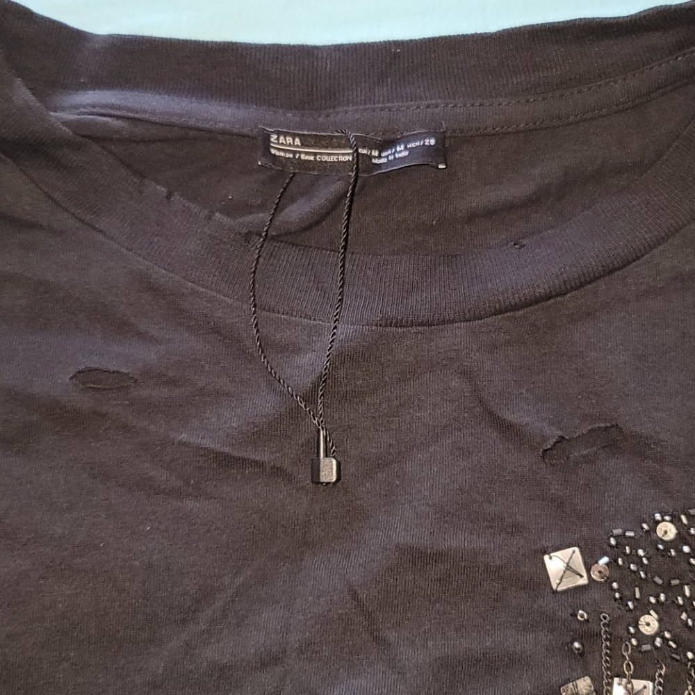 T-shirt - Picture 2 of 4